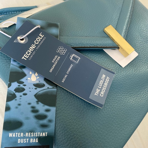 New Kenneth Cole New York Ludlow Crossbody Leather - Picture 6 of 15